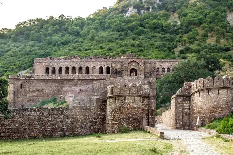 Ruins of Bhangarh Fort Rajasthan, India’s most haunted fort in 2025